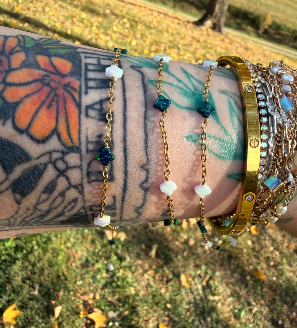 Emerald Glow Opalite Clover Chain TM