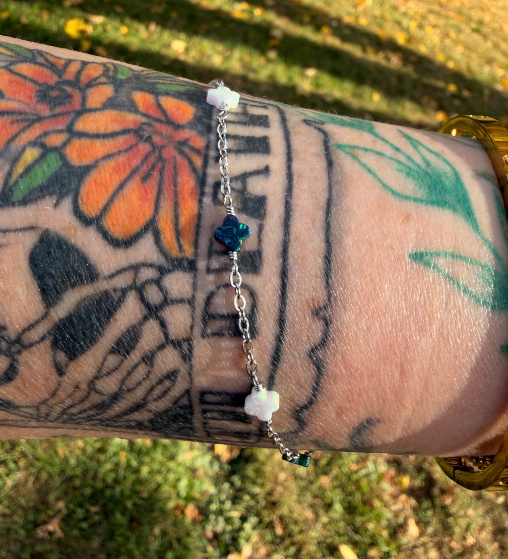 Emerald Glow Opalite Clover Chain TM