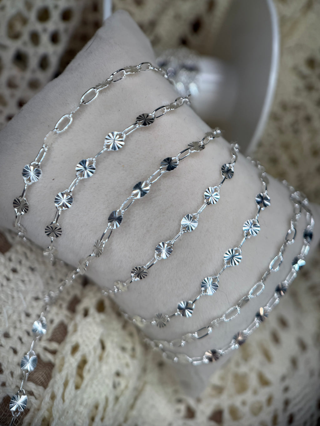 Large Starburst Paper Clip Chain