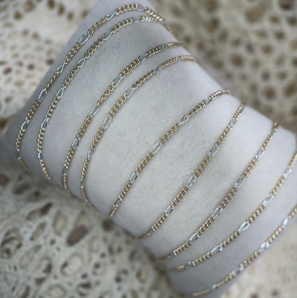 The Angie | Mixed Metal Figaro Chain