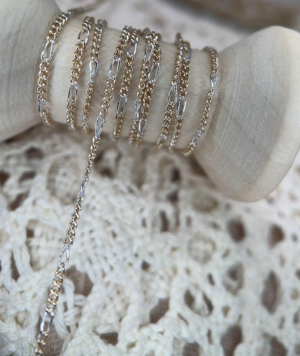 The Angie | Mixed Metal Figaro Chain