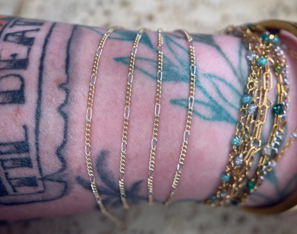 The Angie | Mixed Metal Figaro Chain