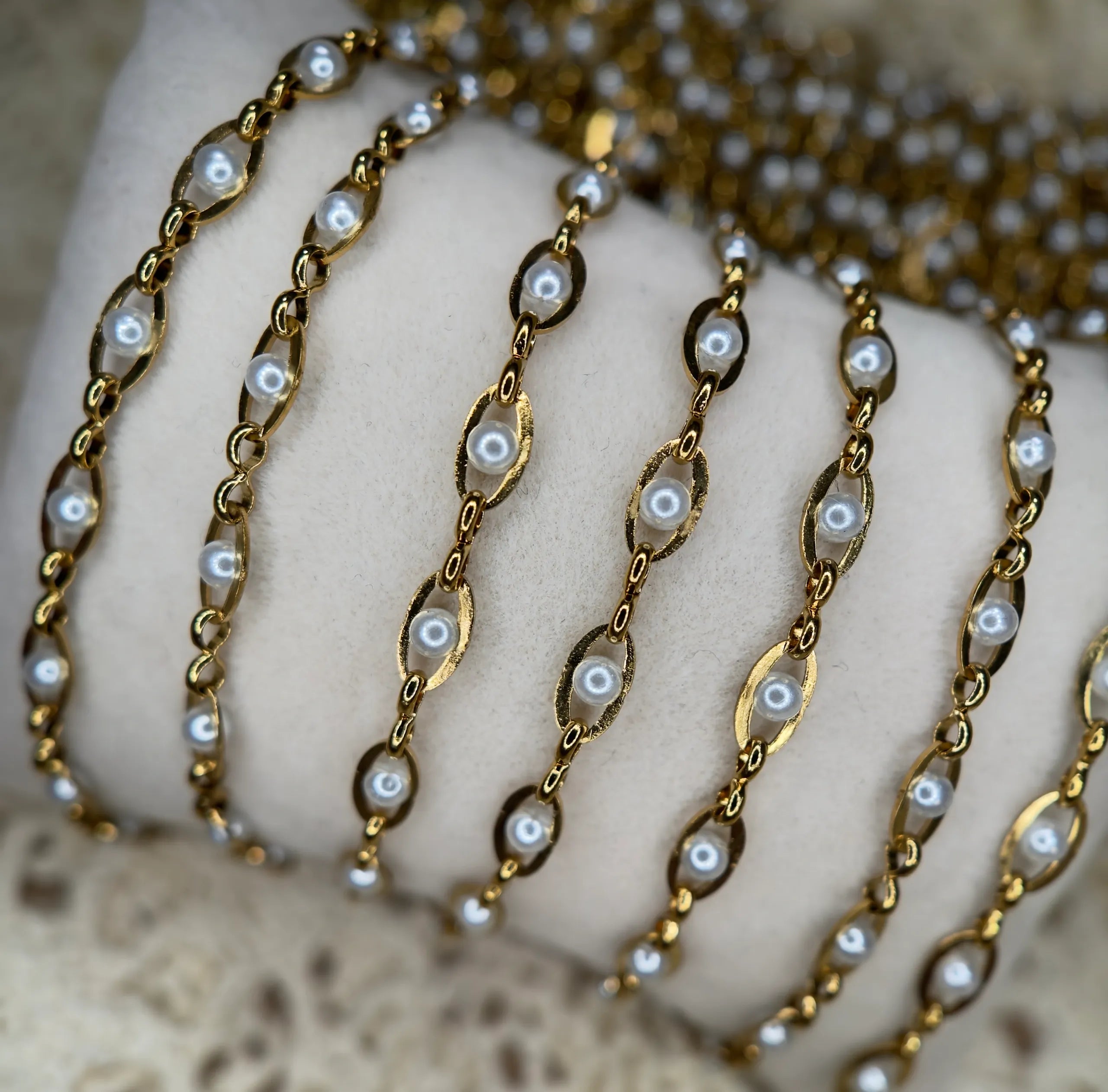 Michelle Pearl Chain | 14k PVD Gold / 304 Stainless Steel